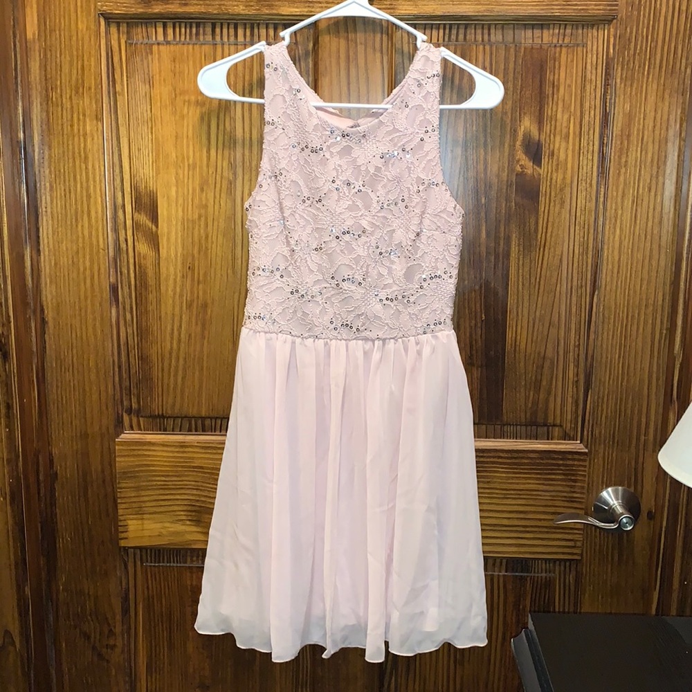 🌻GORGEOUS dress!
